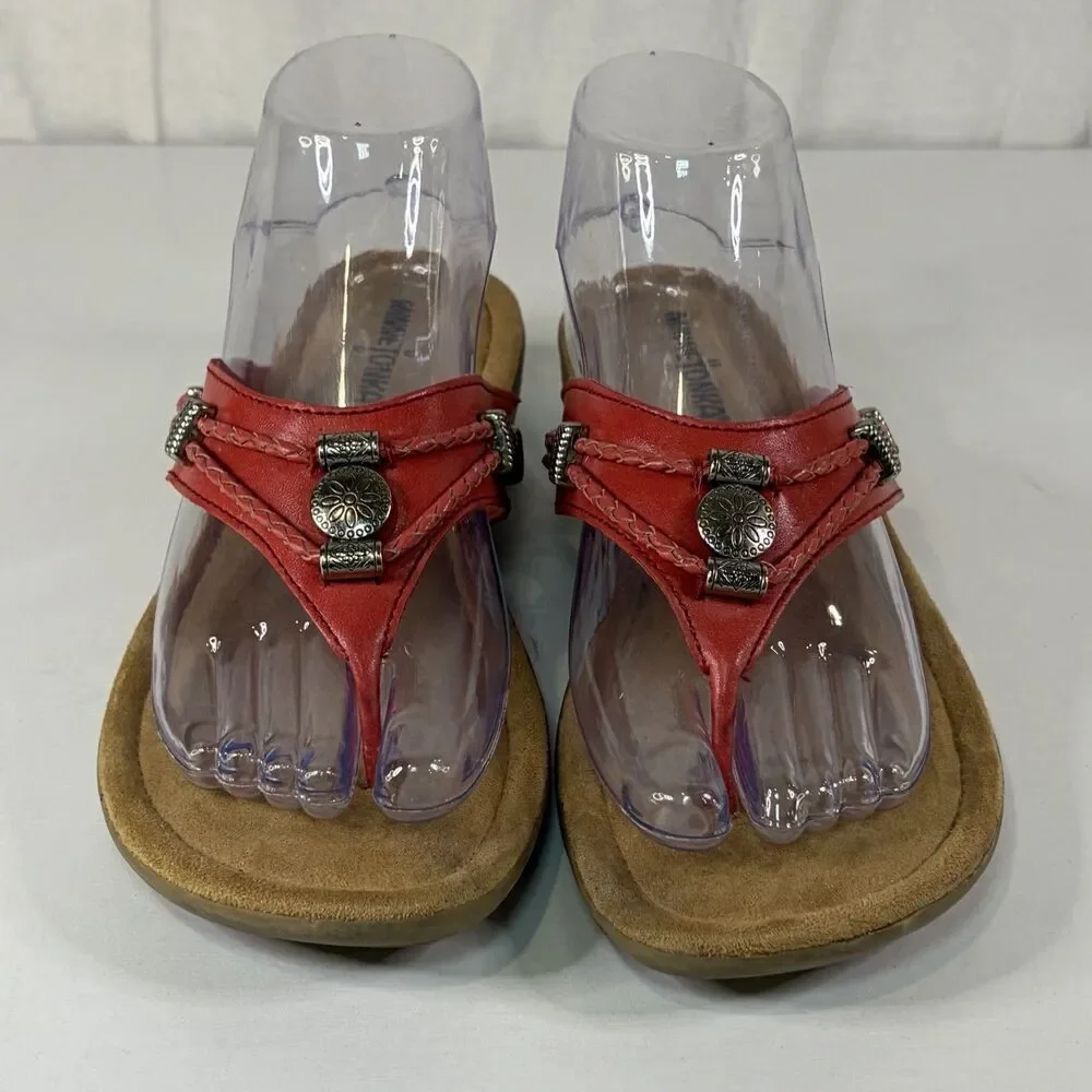Minnetonka Silverthorne 360 Womens Red Flip-Flops Sandals Beads Shoes Size 9